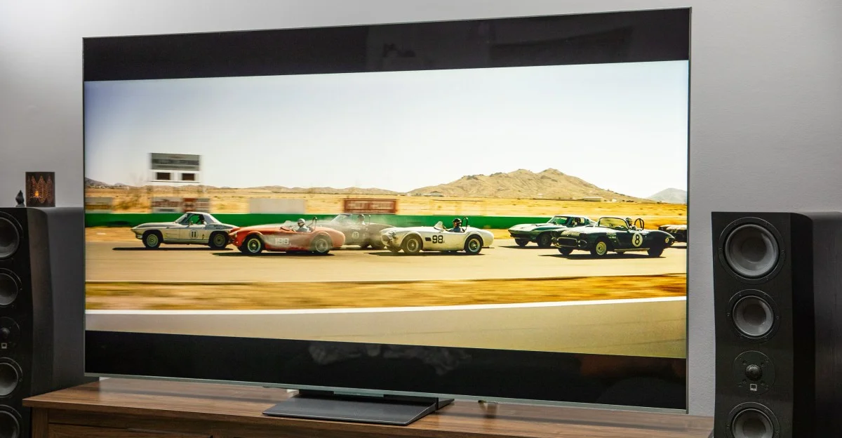 Shocking! TCL QM9K Flagship TV: Spek Dewa, Tapi Kok Malah Bingung Mau Jual ke Siapa?!