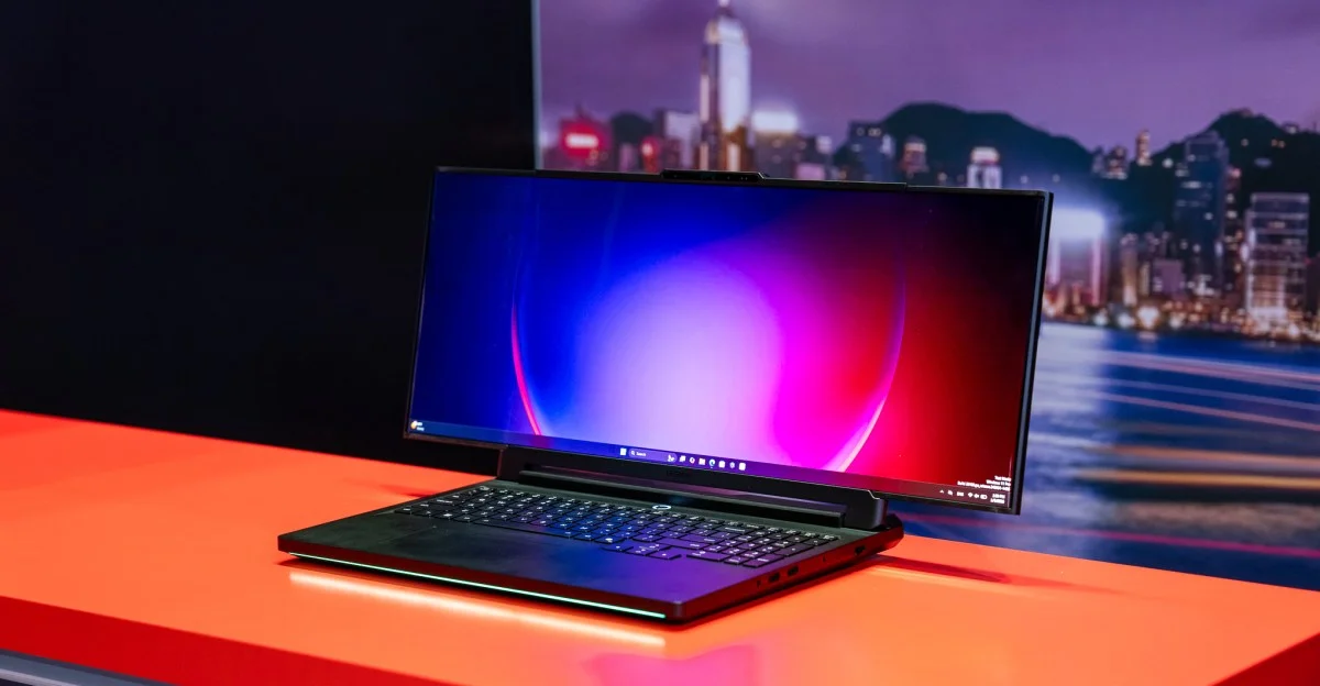 Lenovo Legion Pro Rollable: Konsep Laptop Gaming dengan Layar OLED Fleksibel yang Meluas Hingga 24 Inci untuk CES 2026